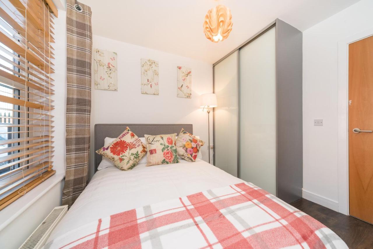 City Centre Posh Parlour Gated Parking 1Bed Wifi Kingston upon Hull Extérieur photo