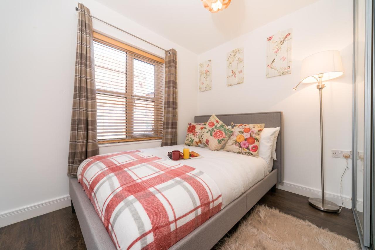 City Centre Posh Parlour Gated Parking 1Bed Wifi Kingston upon Hull Extérieur photo